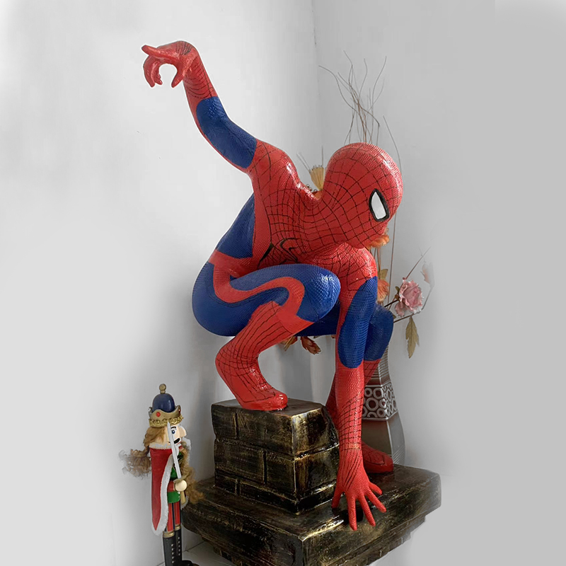 Socha Spidermana