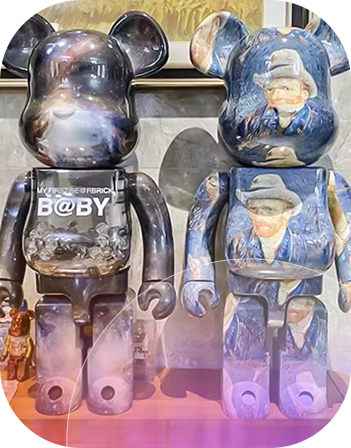 Jaké jsou výhody soch Resin Art Sculptures ve srovnání s tradičními sochařskými materiály?